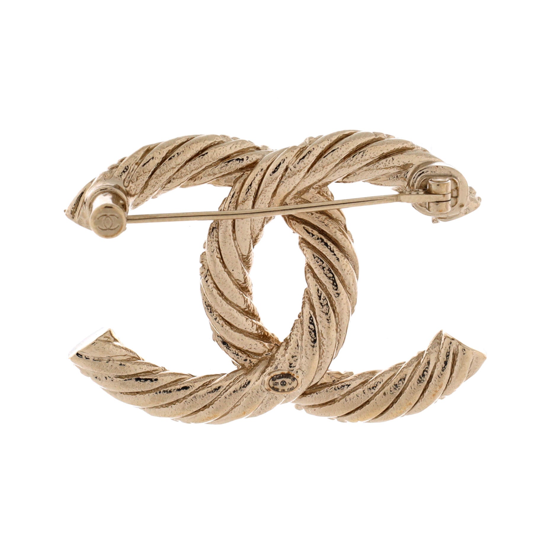 Twisted CC Brooch Metal