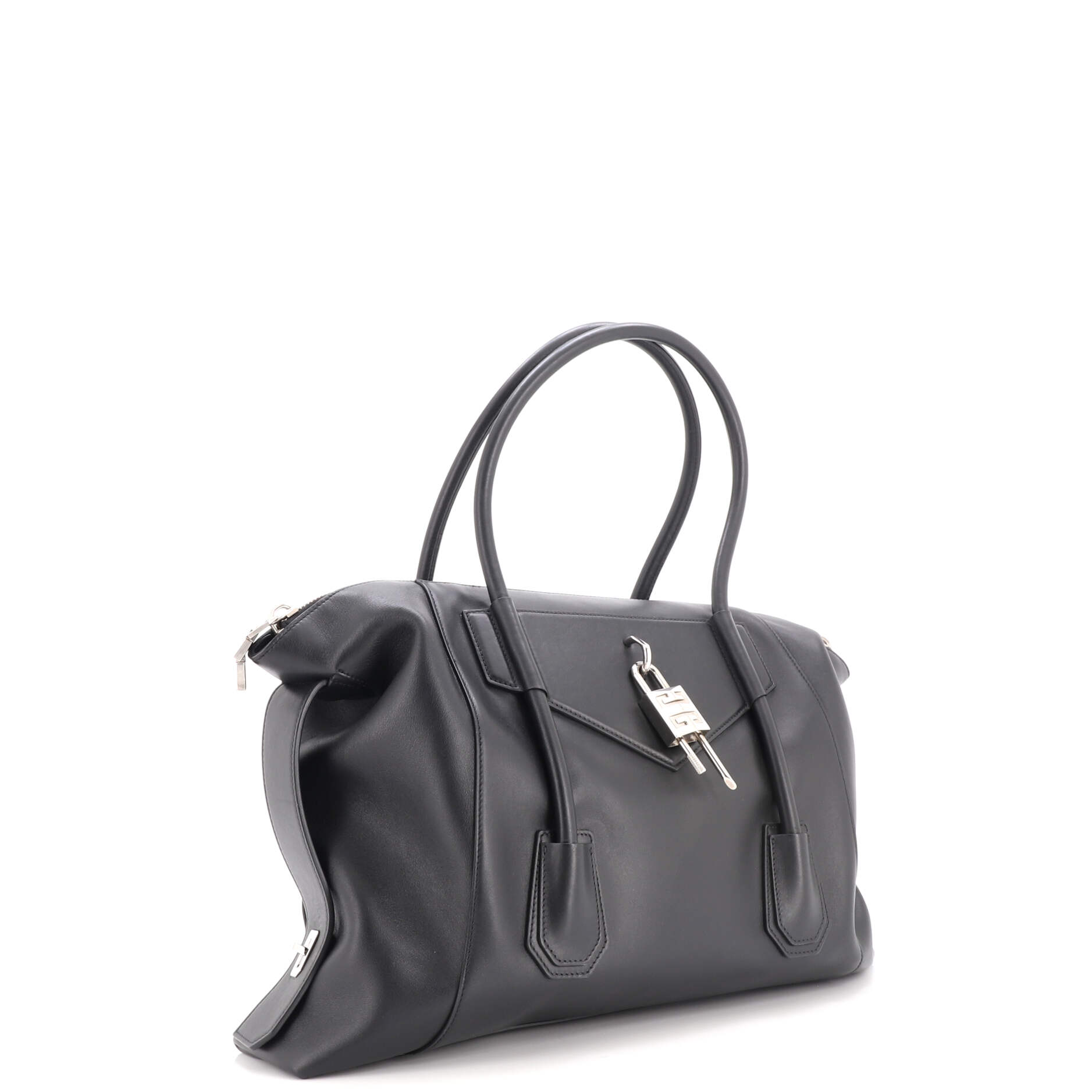 Antigona Soft Lock Bag Leather Medium
