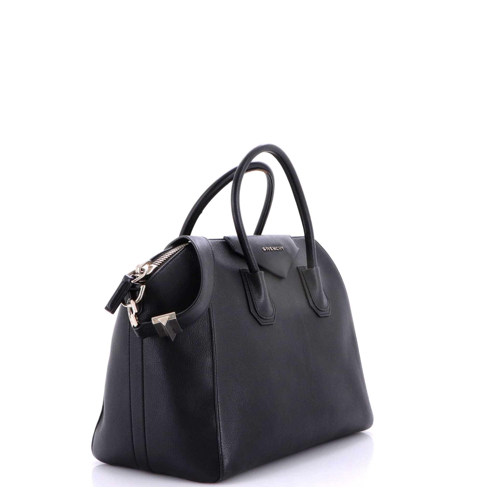 Antigona Bag Leather Medium